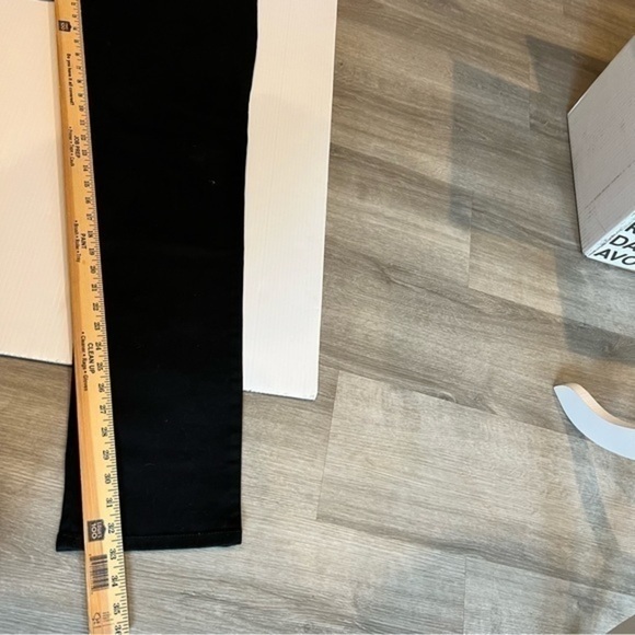 Gloria Vanderbilt Jeans Women's size 8 Black Amanda Classic High Rise Tapered - Picture 4 of 10